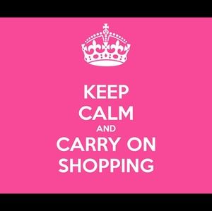 🎉HAPPY HOLIDAYS POSHERS!!!!🎄🎁🎊